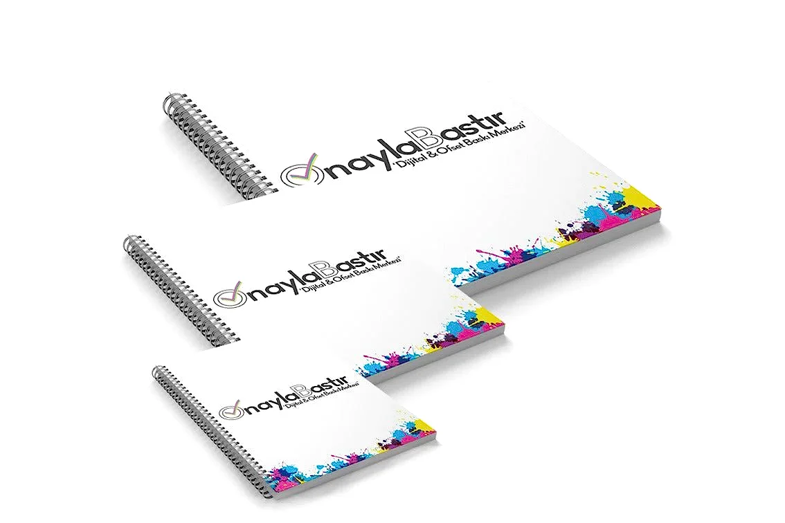 Az adetli kuşe metal spiralli defter, özel baskı seçenekleriyle firma logolu tasarım. Küçük işletmeler için şık ve profesyonel defter.

