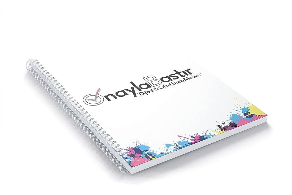 Çok adetli kuşe metal spiralli defter, promosyon hediyesi olarak özelleştirilebilir. Firma logosu ile kişiselleştirilmiş defterler.